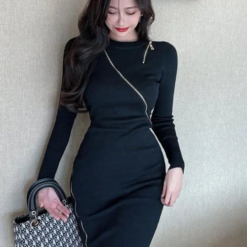 Load image into Gallery viewer, Autumn Black Sexy Club  Round Neck Zipper Dress Women A Line Casual Streets 2023 New Long Sleeved Party Slim Knit Hip Wrap Dress
