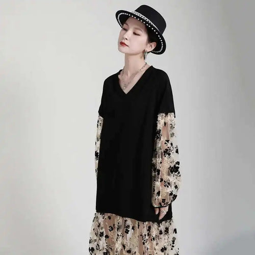 Load image into Gallery viewer, Women Pattern Printed Perspective Big Size Dress New V-Neck Long Sleeve Loose Fit Fashion Tide Spring Autumn 2025 1DE3176
