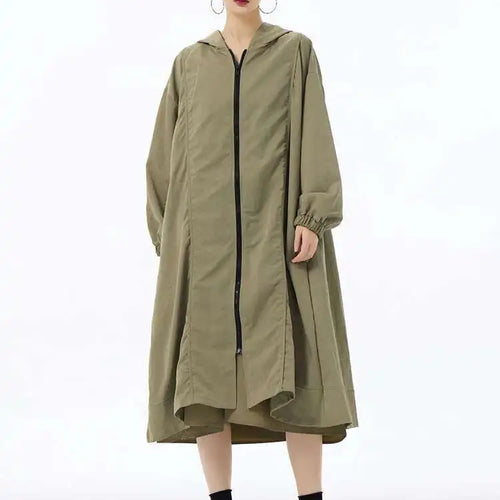 Load image into Gallery viewer, Women Green Pocket Zipper Big Size Long Trench New Hooded Long Sleeve Windbreaker Fashion Tide Spring Autumn 2025 1DH6713

