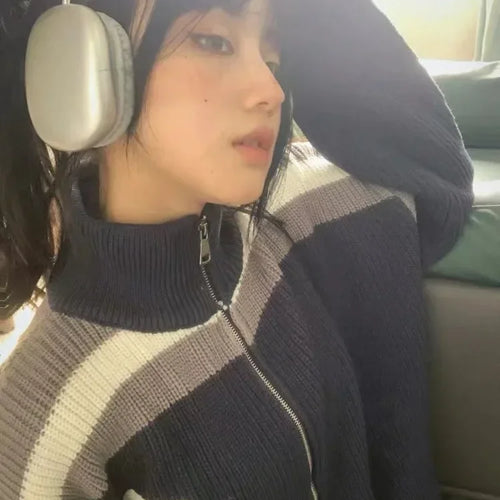 Load image into Gallery viewer, Zipper Harajuku Oversized Cardigans Women Autumn Winter All Match Ins Elegant Sweaters Loose Contrast Color Knitted Coats Y2k
