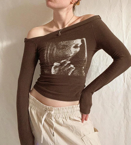 Brown Vintage Graphic Printed Tee Baby Y2K Slim Skew Collar Harajuku Autumn T-shirts Female 90s Pullover Tops Outfits