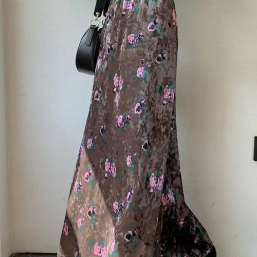Load image into Gallery viewer, Retro Brown Floral Elegant Party Long Skirt Black Print Elastic High Waist Velvet Skirts Autumn Winter All-match Fashion Women
