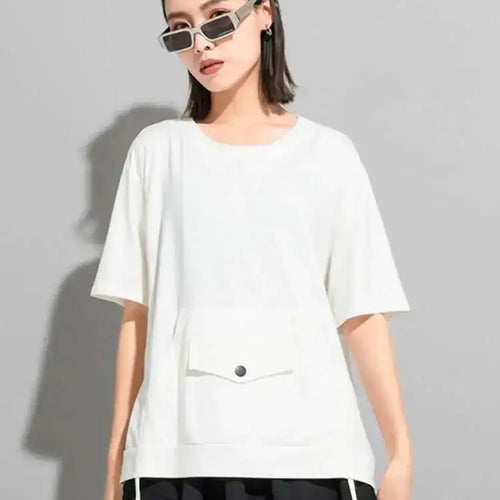 Load image into Gallery viewer, Women Red Color-block Pocket Big Size Casual  T-shirt New Round Neck Short Sleeve Fashion Tide Spring Summer 2025 1DH5953
