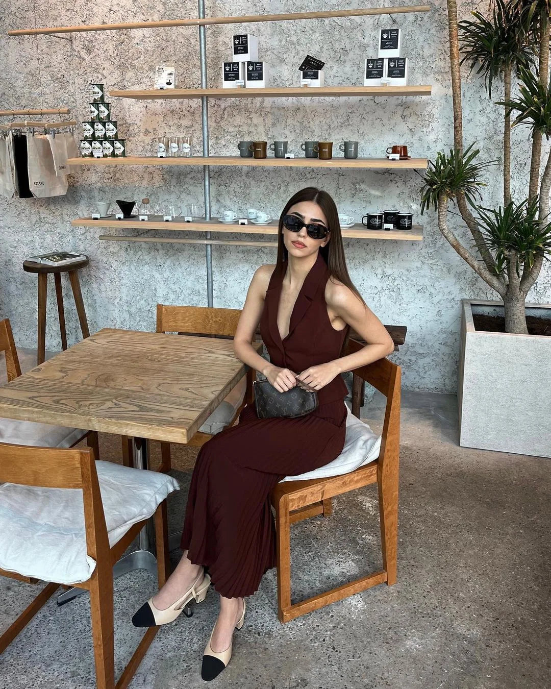 Fashion Skirt Two Piece Sets Women Notched Collar Sleeveless Crop Tops And Midi Skirt Femme Elegant Pleated Skirt Sets