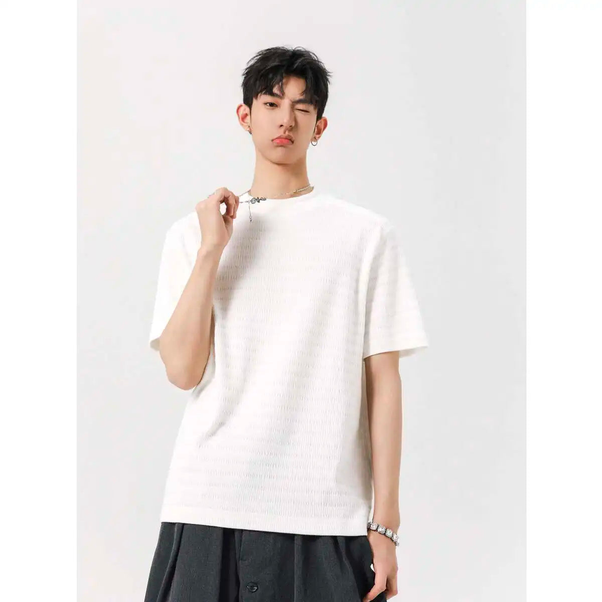 Men's T-shirts Short Sleeve New Summer Korean Style Round Neck Solid Color Simple Stylish Pullover Male Casual Tops 9W1939