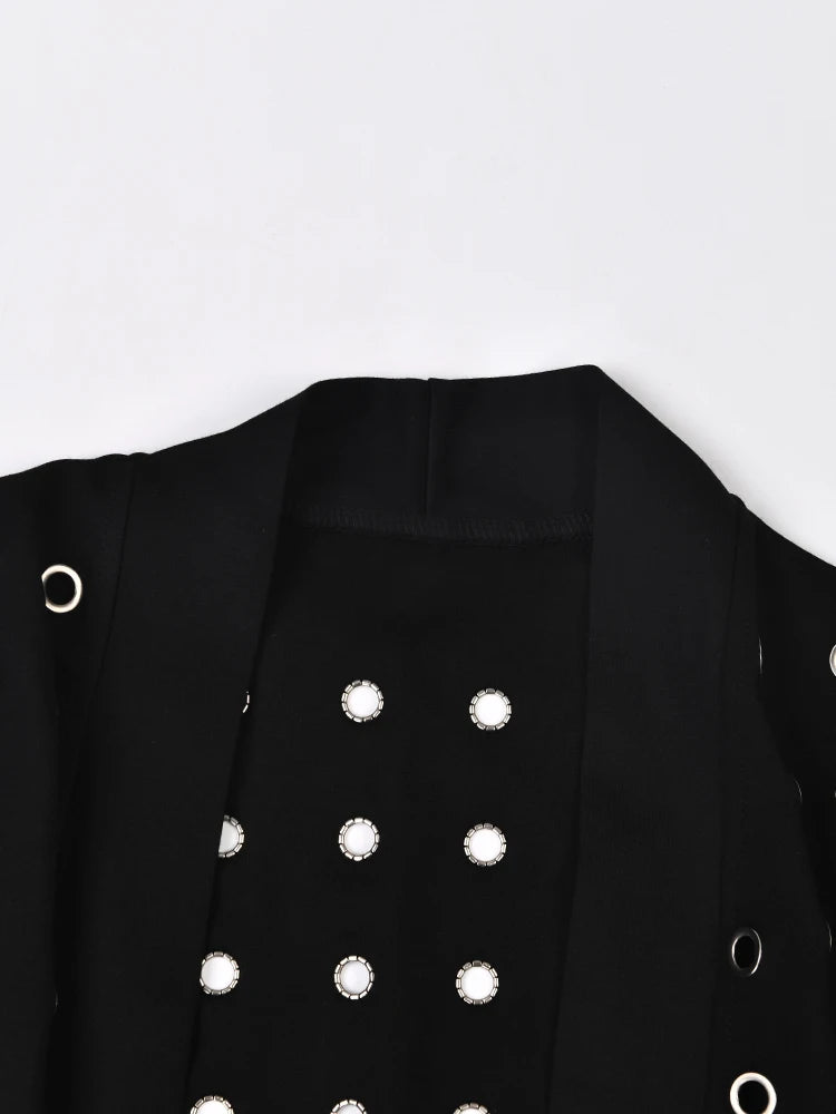 Women Black Hollow Out Belted Long Trench New V-neck Long Sleeve Windbreaker Fashion Tide Spring Autumn 2025 1DH532401