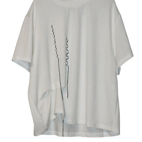 Load image into Gallery viewer, Women Black Topstitched Irregular Big Size T-shirt New Round Neck Short Sleeve Fashion Tide Spring Summer 2025 1DJ0944
