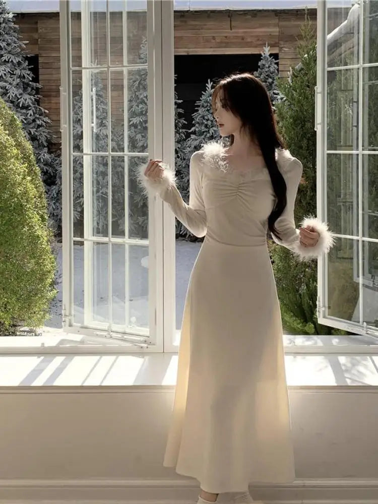 Vintage 2024 Autumn Winter White Elegant Party Dress Korean Fashion Woman Long Sleeve Hairy Square Neck Pleated Dress Slim Trend