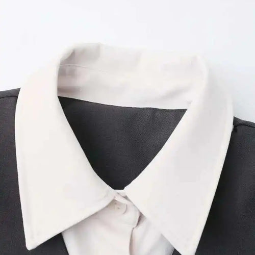 Load image into Gallery viewer, Gray Color-block Jacket Half-body Skirt Two Pieces Suit New Lapel Long Sleeve Women Fashion Spring Autumn 2025 CPG1298
