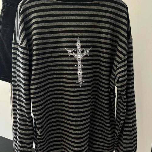 Load image into Gallery viewer, Women Streetwear Punk Stripe T-shirts Spring Y2k Aesthetic Crucifix Printing Casual Tops Oversize Vintage Grunge Trendy Tees
