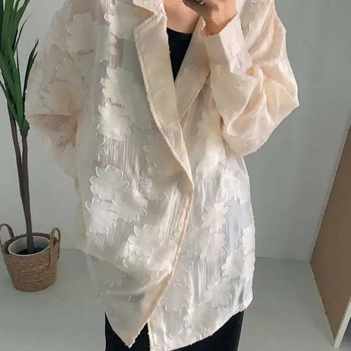 Load image into Gallery viewer, Women Beige Jacquard Embroidery Big Size Blouse New Lapel Long Sleeve Loose Fit Shirt Fashion Spring Autumn 2025 1DF1478
