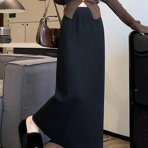 Load image into Gallery viewer, Korean Fashion Solid Velvet Elegant High Waist Festival Long Skirt Autumn Winter Women Slim Straight Knitted Half Skirt 2024 New
