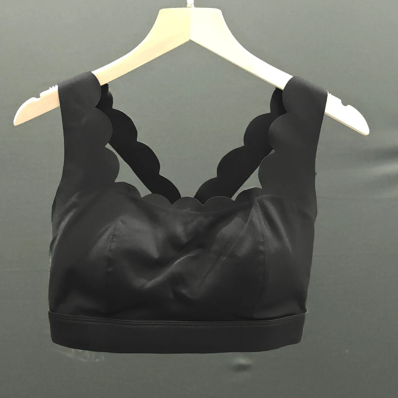 Pad Cross Shoulder Strap Yoga Bra Running Sports Bra Gym Top Women Stretch Pull Up Underwear Women Vest Fitness Tank Top