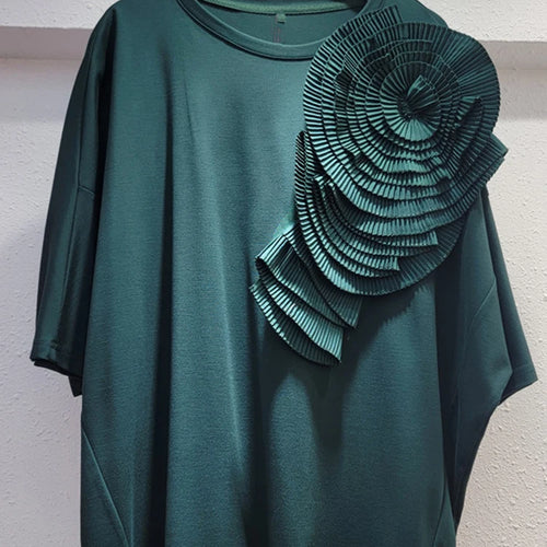 Load image into Gallery viewer, Women Rose Red Three-dimensional Flower Big Size T-shirt New Round Neck Short Sleeve Fashion Spring Summer 2025 1DH9985
