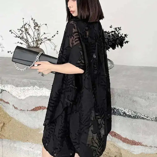 Load image into Gallery viewer, Black Jacquard Shirt Wide Leg Shorts Two Piece Suit New Lapel Short Sleeve Women Fashion Tide Spring Summer 2025 1DH5817
