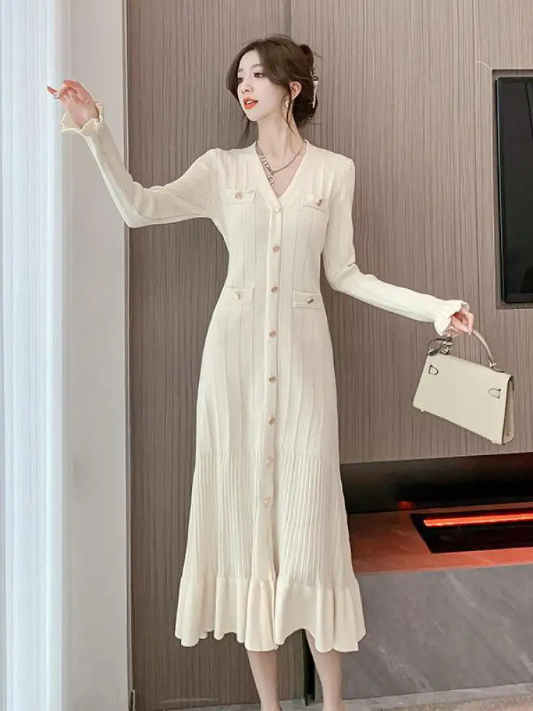 Autumn French Solid V-neck Elegant Ruffles Knit Dress Women Slim Long Sleeve Single Breast Fishtail Dress 2024 New Fashion Trend