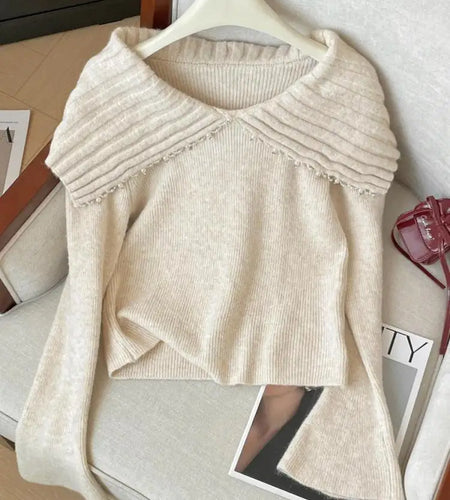 French Fashion Autumn Winter Beige Pearl Elegant Short Sweater Women's 2024 New Grey Versatile Long Sleeved Knitted Tops Popular