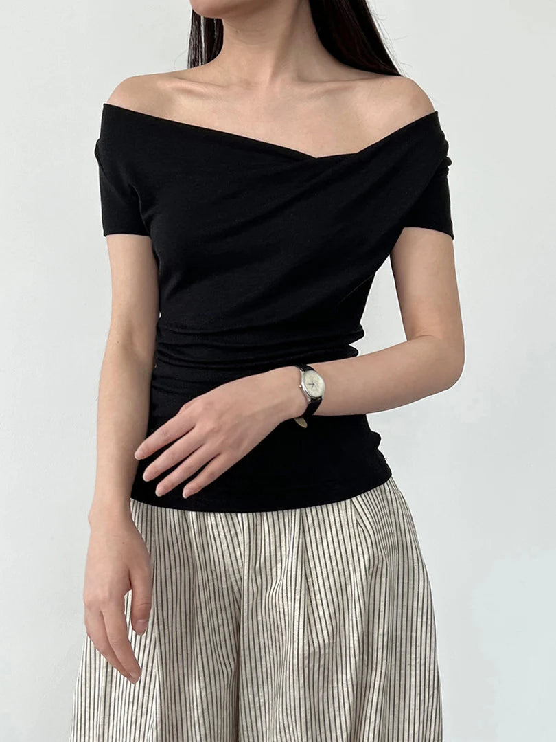 Women Black Irregular Pleated Elegant T-shirt New Skew Collar Short Sleeve Fashion Tide Spring Summer 2025 1DJ1908