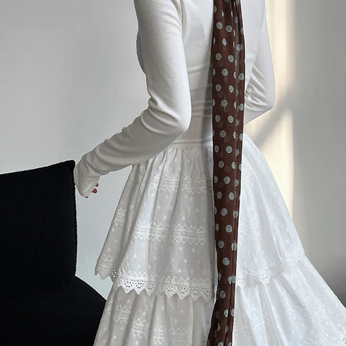 Load image into Gallery viewer, Women White Brief Slim Elegant Layers Long Cake Dress New V-Neck Long Sleeve Fashion Tide Spring Autumn 2025 1DH9982
