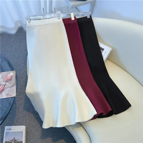 Load image into Gallery viewer, Vintage French Women&#39;s Solid Elegant Party Knitted Long Skirt Autumn Winter High Waist Vacation A-line Fishtail Skirt 2024 Trend
