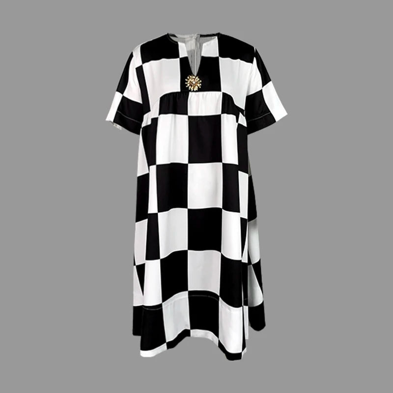 Women Plaid Midi Dresses 2025 Woman Loose Black White Contrast Color Appliques Deep V-Neck Pleated Party Dresses