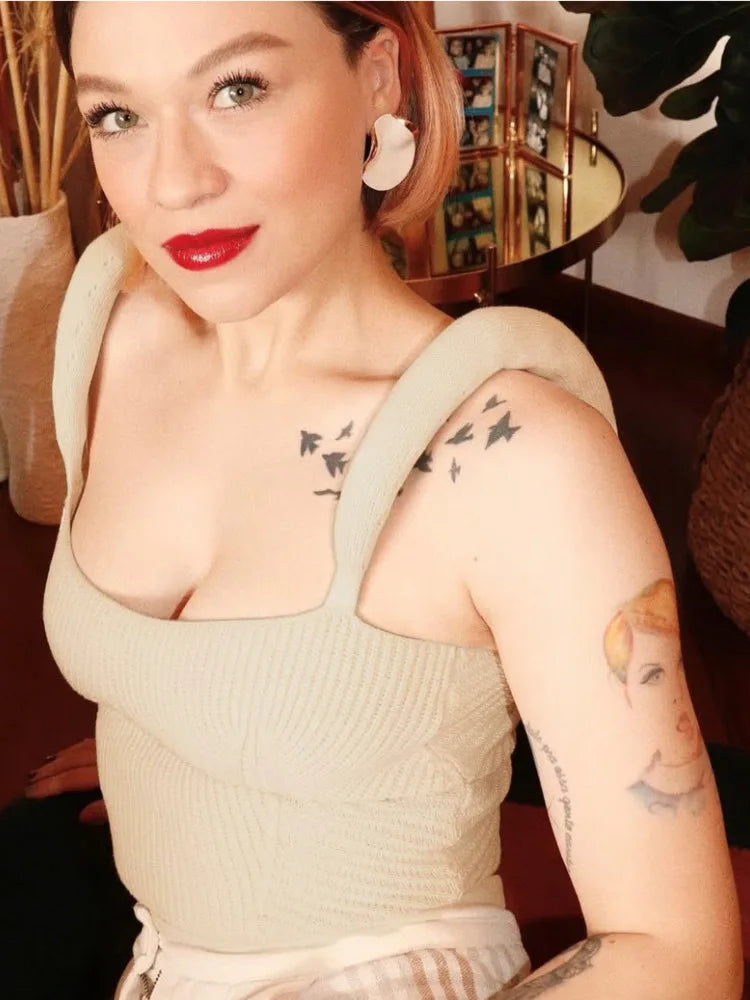 Backless Knit Sweater Crop Tops For Women Vest Fashion Spaghetti Strap Sleeveless Knitted Tank Tops Ladies Camis Tops