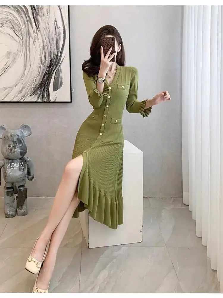Autumn French Green V-neck Elegant Ruffles Knitted Dress Women Slim Long Sleeve Office Single Breast Dress 2024 New Fashion Chic