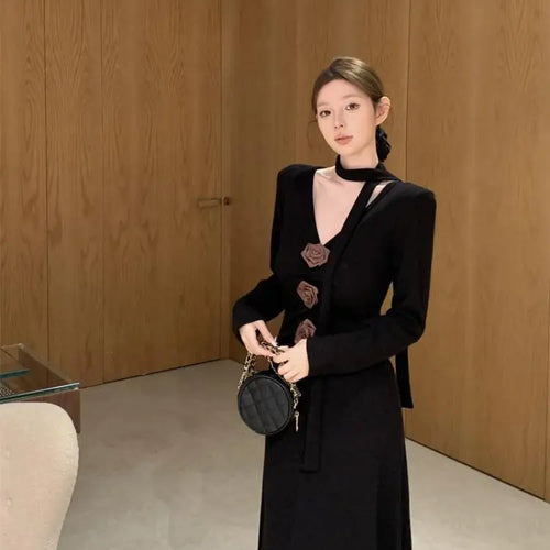 Load image into Gallery viewer, Autumn Winter 2024 New Retro Black Grey V-neck Flower Decoration Elegant Party Dress For Women Khaki Long Sleeve Pleated Dresses
