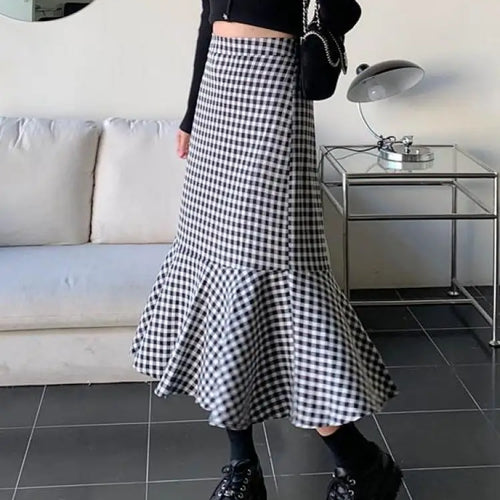 Load image into Gallery viewer, 2023 New Spring Summer Women Skirt High Quality Black White Plaid Mermaid Skirt Elastic High Waist Slim Versatile Midi Skirts
