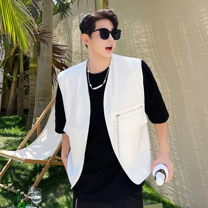 Spirng Men's Vest Coat  Korean Fashionable Sleeveless Design Multi Pockets Zippers Stylish Male Clothing 9W1580