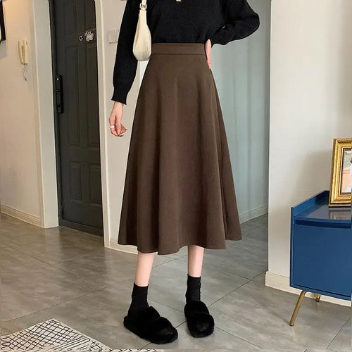 Load image into Gallery viewer, Korean Version Women's Black Temperament Vacation Woolen Long Skirt Autumn Winter Brown High Waist Pleated Skirts Fashion Simple
