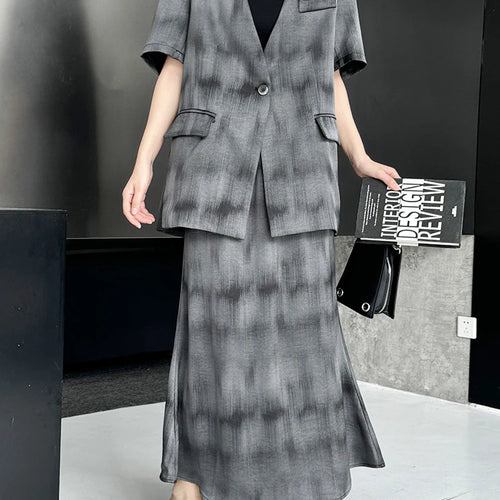 Load image into Gallery viewer, Gray Hollow Out Blazer Half-body Skirt Two Pieces Suit New V-Neck Short Sleeve Women Fashion Spring Autumn 2025 1DJ0789
