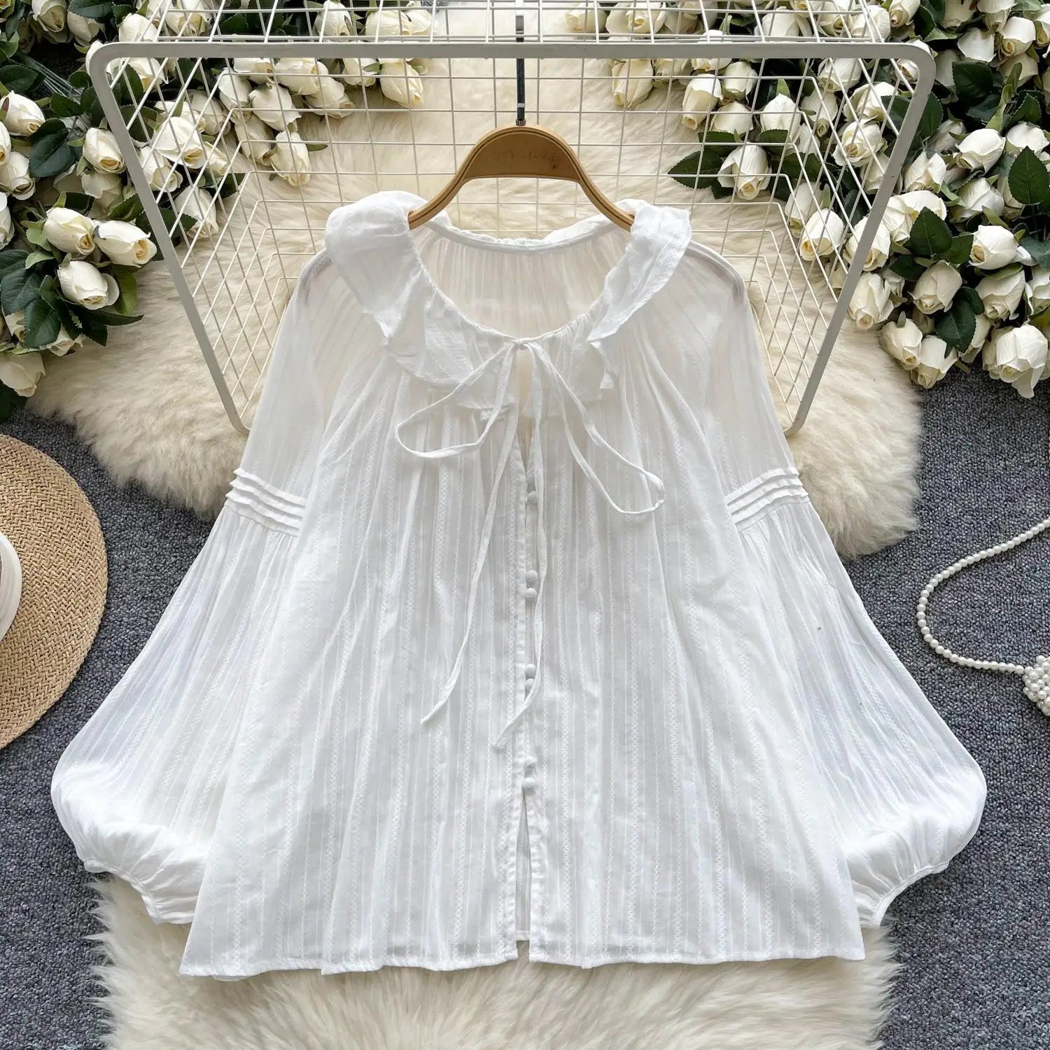 French Woman Solid Long Sleeve Lace-up Shirt Ladies Sweet Ruffle Edges Blouse Autumn Fashion New Single Breasted Short Tops Chic