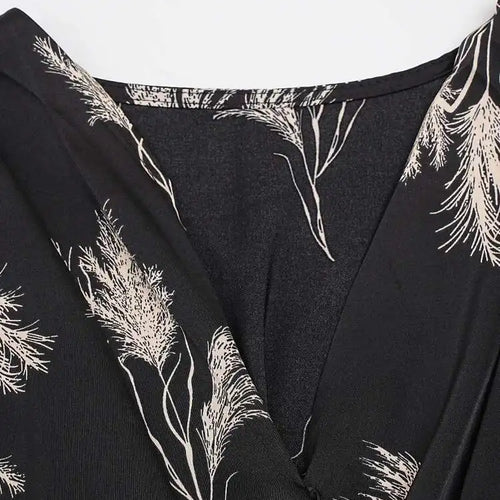 Load image into Gallery viewer, Women Beige Striped Printed Belted Elegant Midi Dress New V-Neck Sleeveless Fashion Tide Spring Summer 2025 CPG1504
