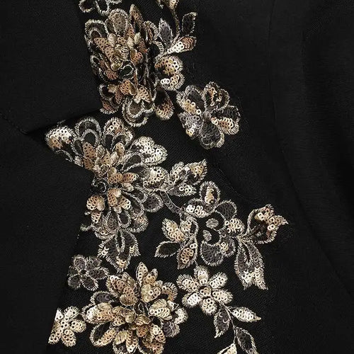 Load image into Gallery viewer, Women Black Sequins Flower Big Size Elegant Blazer New Lapel Long Sleeve Jacket Fashion Tide Spring Autumn 2025 CPG2430
