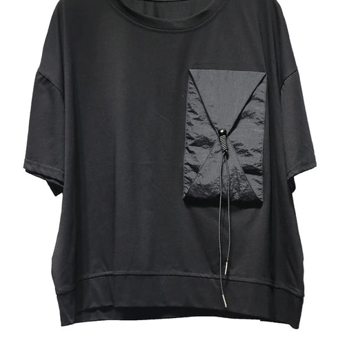 Load image into Gallery viewer, Women Black Pocket Spliced Big Size Casual T-shirt New Round Neck Short Sleeve Fashion Tide Spring Summer 2025 1DJ0898
