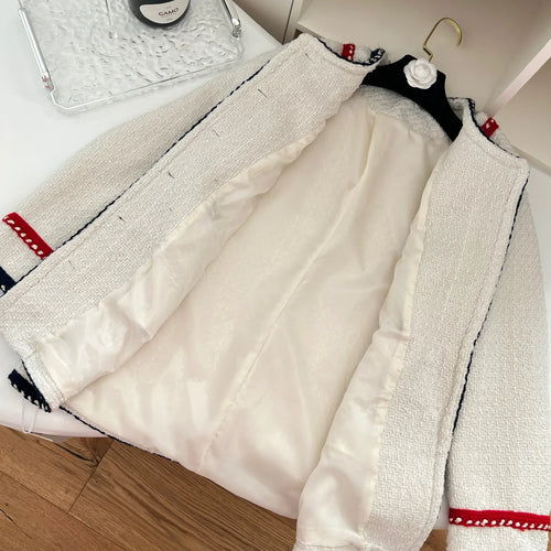 Load image into Gallery viewer, Retro Beige Patchwork Round Neck Woolen Coat Women Long Sleeve Thick Single Breasted Jacket 2024 Autumn Winter Casual Ladies Y2k
