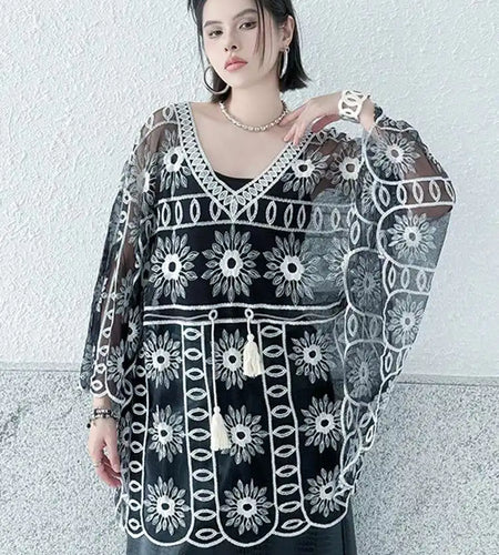 Women Black Lace Hollow Out Big Size Blouse New V-Neck Long Batwing Sleeve Shirt Fashion Tide Spring Autumn 2025  1DJ0786