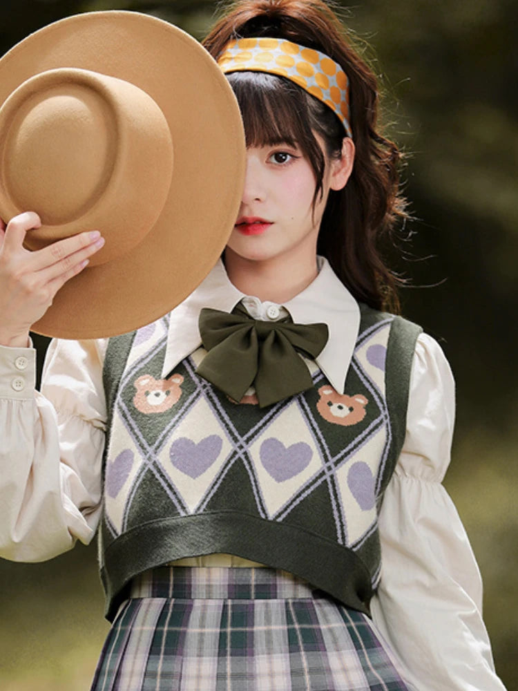 Kawaii Sweater Vest Bear Pri Sleeveless Casual Knitted Argyle Waistcoat 2025 Vintage Y2K Cropped Bandage Vests JK Tops
