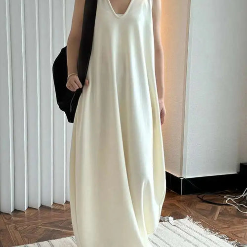 Load image into Gallery viewer, Women Black Brief Irregular Shaped Pocket Long Elegant Dress New V-Neck Sleeveless Fashion Tide Spring Autumn 2025 1DH9419
