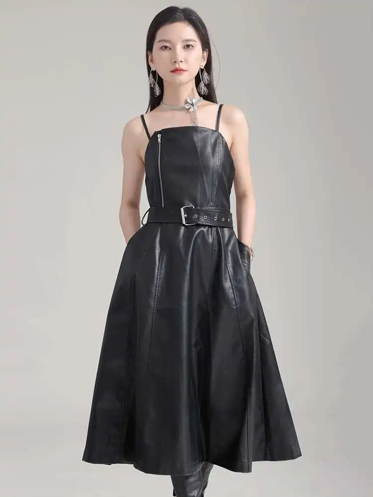 Women Black Pu Leather Belted Long A-line Dress New V-Neck Sleeveless Loose Fit Fashion Tide Spring Autumn 2025 1DH2000