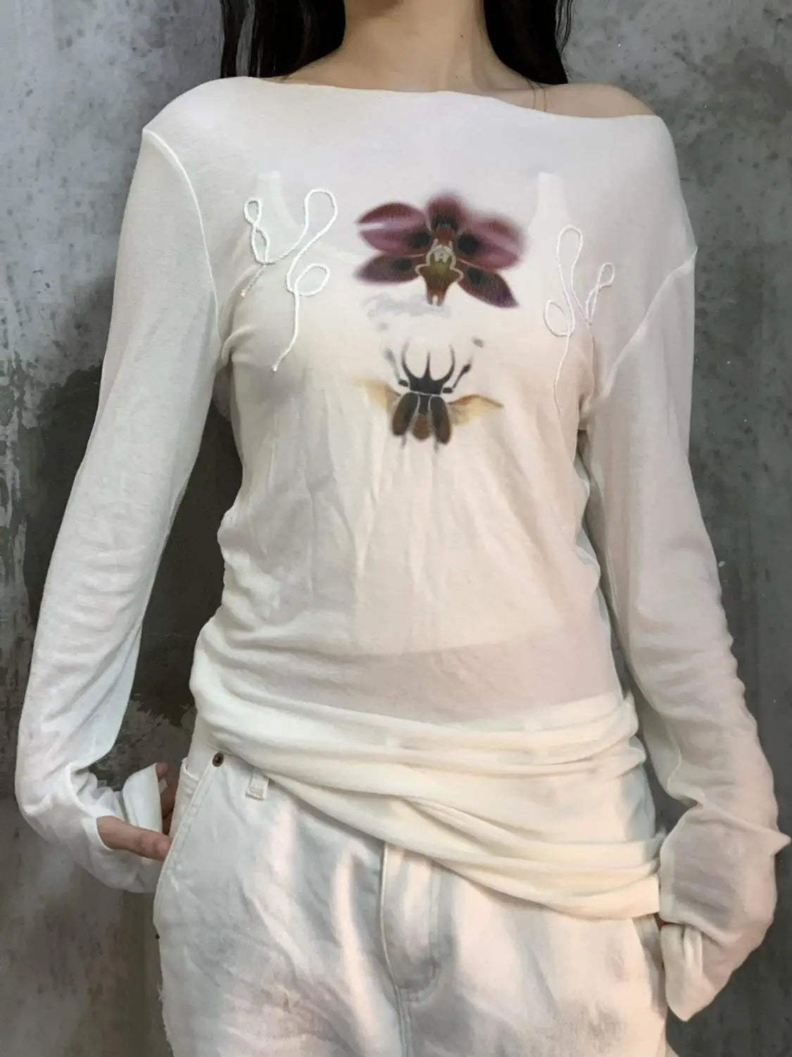 Y2k Aesthetic Flower Printing Casual Tshirts Women Harajuku Slim Fit Embroidery Tees 2025 Spring Grunge Slash Neck Simple Tops