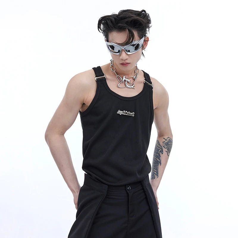 Niche Style Men's Tank Tops Letter Metal Shoulder Strap Slim Fit Round Collar Sleeveless Male Vest Chic Summer  9C6753