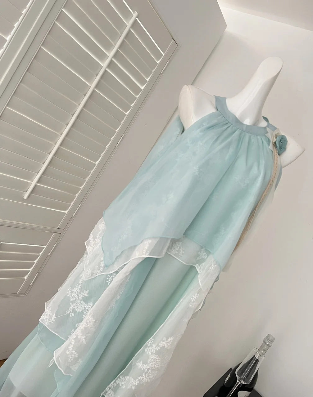 Summer French Vintage Blue Patchwork Lace Elegant Party Dress Women Round Neck Sleeveless Ruffle Edge Off Shoulder Pleated Dress