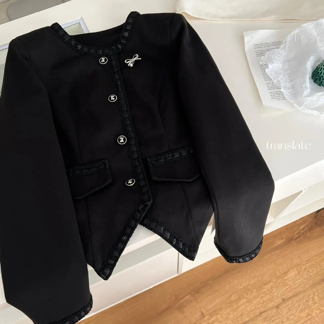 French Vintage Black Small Perfume Style Temperament Short Jacket Women's Autumn Winter Long Sleeved Single Breasted Cotton Coat