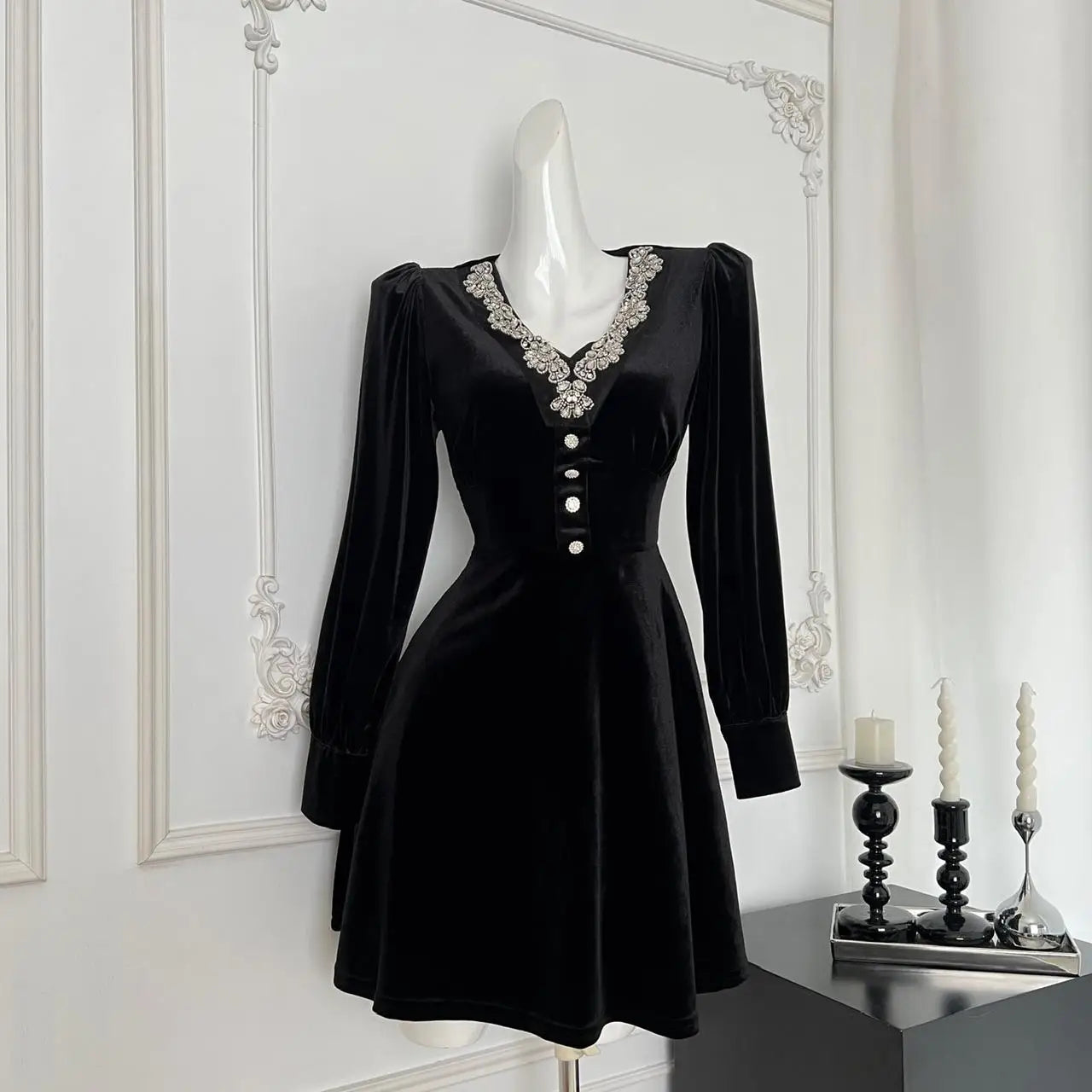 French Vintage Women New Black Diamond Velvet Long Sleeve Evening Dress Autumn Winter High Waist Elegant Party Short Dress Trend