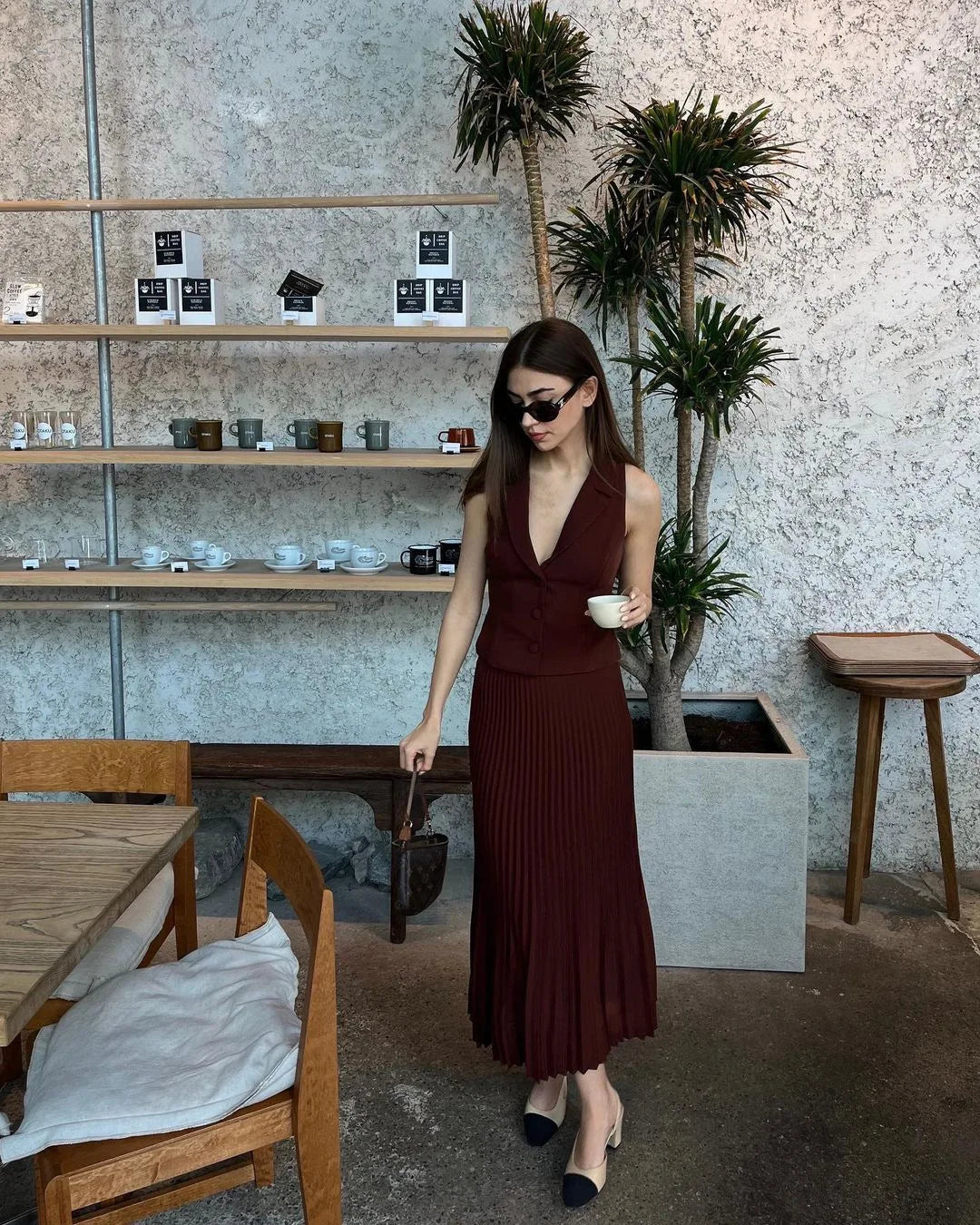 Fashion Skirt Two Piece Sets Women Notched Collar Sleeveless Crop Tops And Midi Skirt Femme Elegant Pleated Skirt Sets