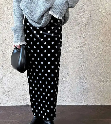 High Elastic Waist Black Velvet Dot Vintage Elegant Half-body Skirt Women Fashion Tide New Spring Autumn 2025 1DH8920