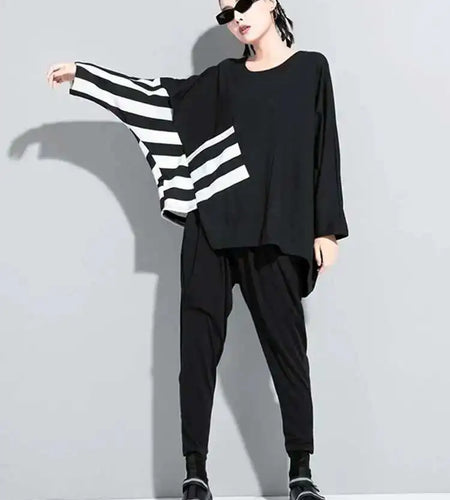 Women Black Striped Irregular Big Size Casual T-shirt New Round Neck Long Sleeve Fashion Tide Spring Autumn 2025 1DF5282