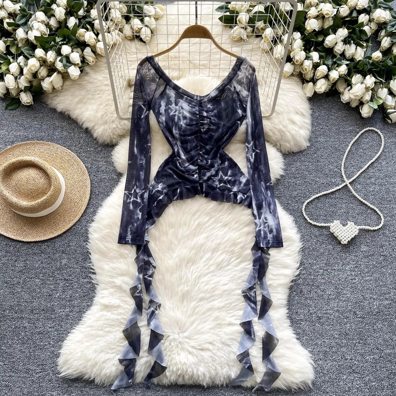 Vintage 2024 Autumn New Fashion Print Ruffle Edge Mesh Tops Korean Women's V Neck Slim Long Sleeved Asymmetrical Pleated T-shirt